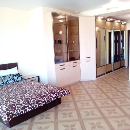 Apartment Near Dnipro Arena Ngoại thất bức ảnh