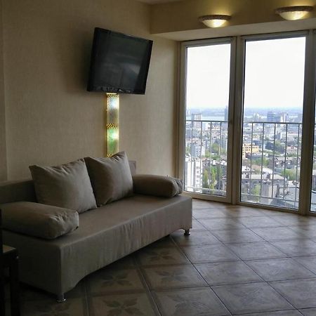 Apartment Near Dnipro Arena Ngoại thất bức ảnh