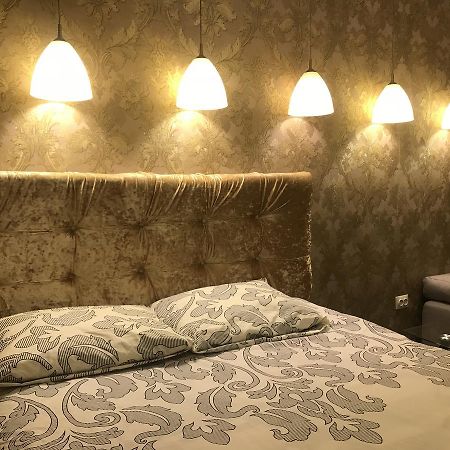 Apartment Near Dnipro Arena Ngoại thất bức ảnh