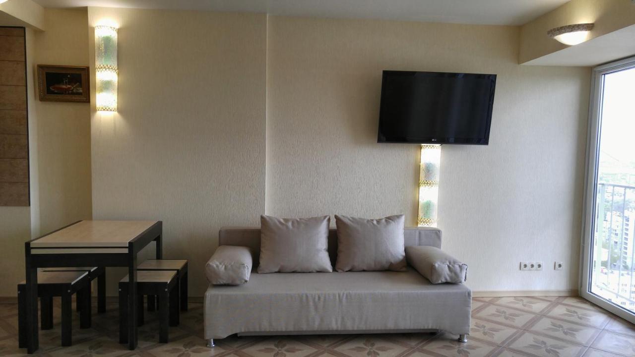 Apartment Near Dnipro Arena Ngoại thất bức ảnh